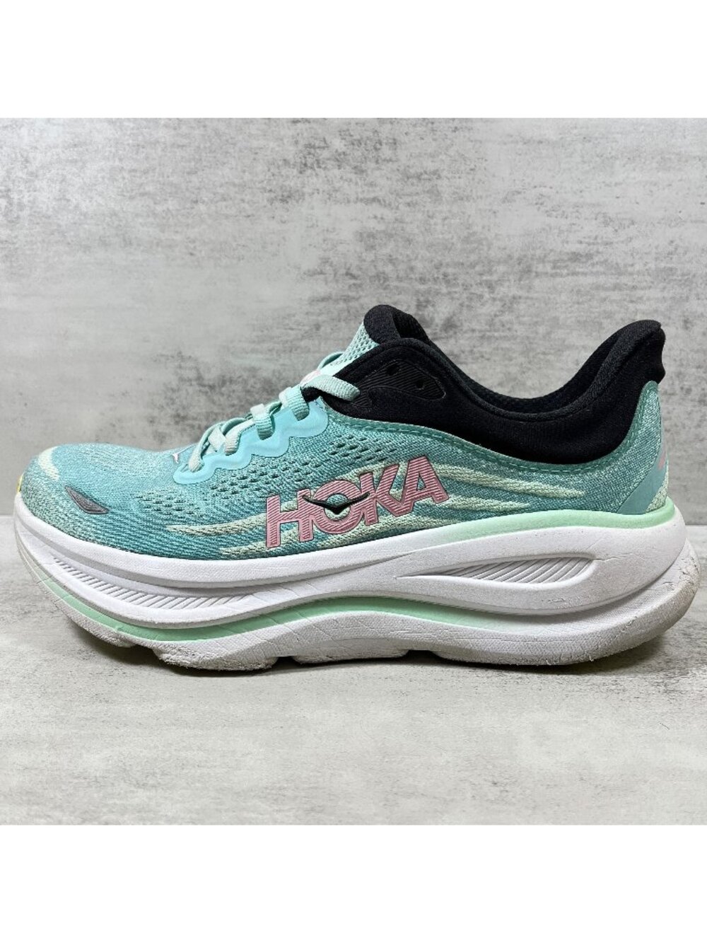 Hoka One One Bondi 9 Running Shoes - Women's Size 8.5 - Green